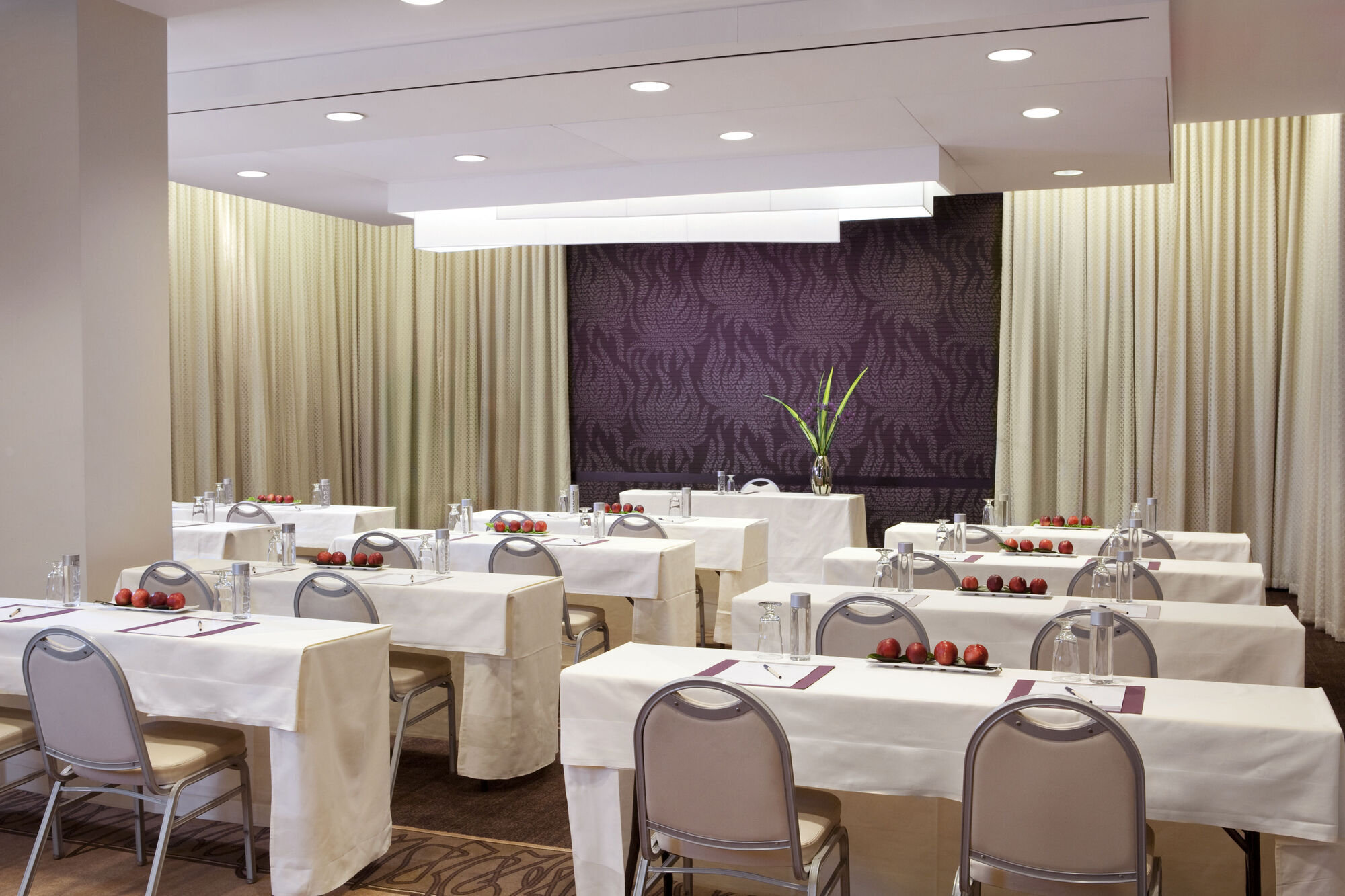 The Shelburne Sonesta New York Hotel Business photo